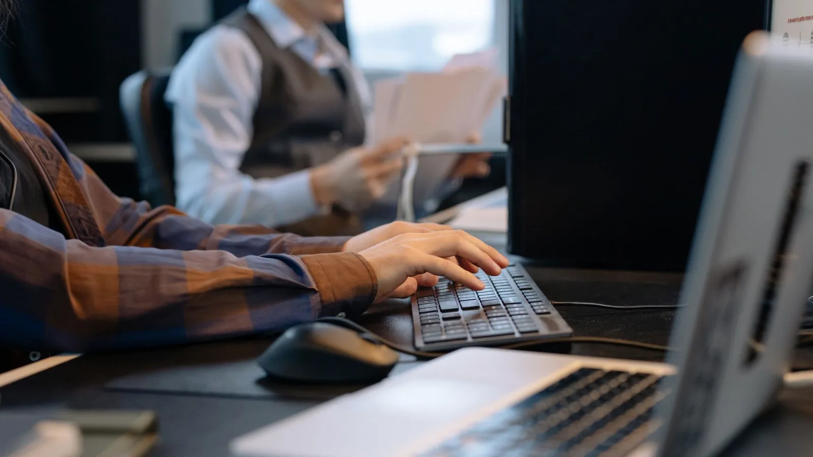 Un poste de travail administratif
